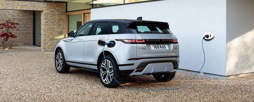 Los híbridos Range Rover Evoque y Land Rover Discovery ya