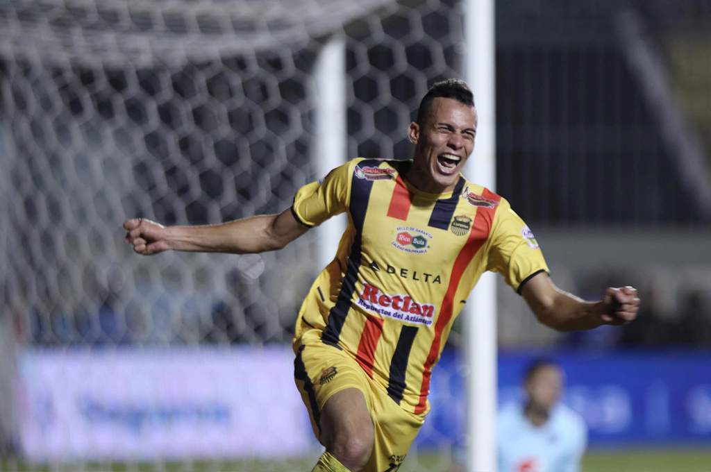 Ángel Tejeda: "Me gusta recordar el gol de la 12 frente a Motagua"