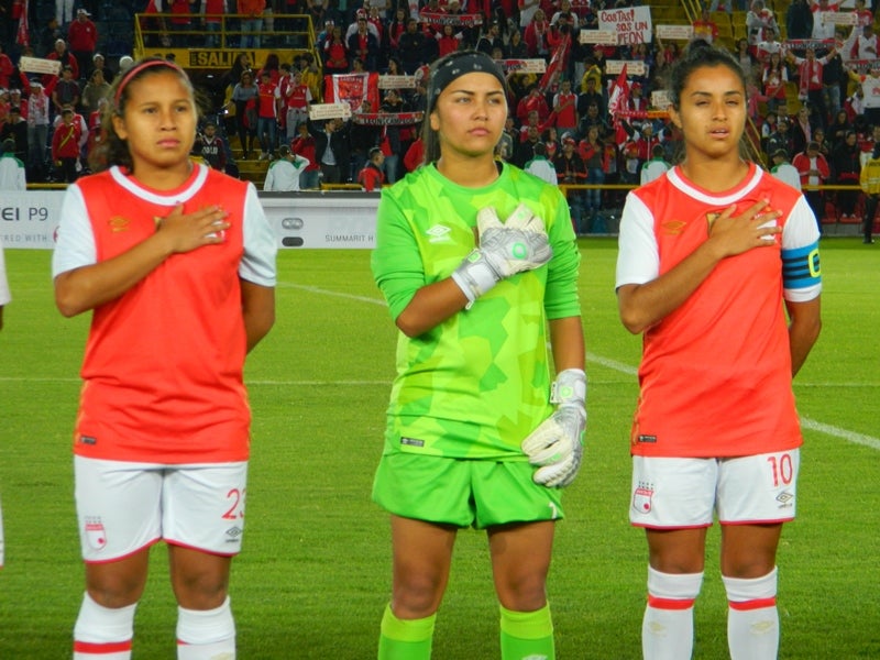 INJUSTICIA: Equipo de Colombia cancela salarios de escuadra femenina