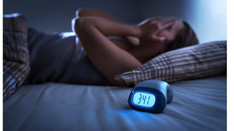 ¿Le cuesta dormir en cuarenta? El sueño fortalece su sistema inmune