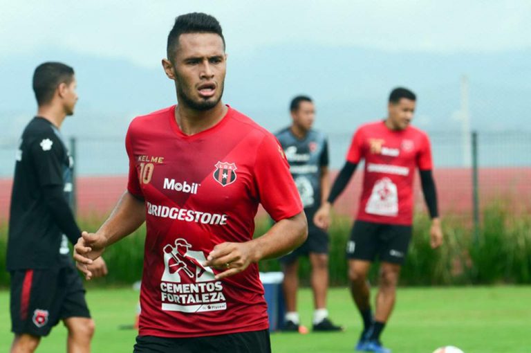 Alex López vuelve a los entrenamientos en Costa Rica