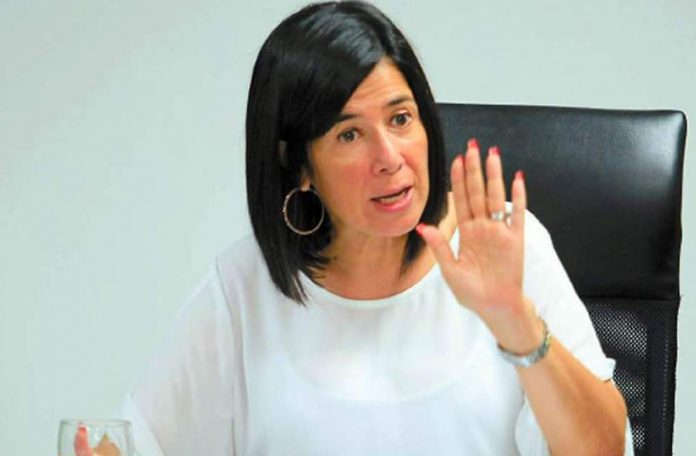 Miriam Guzmán: Más de L6 mil millones recaudó el SAR hasta abril