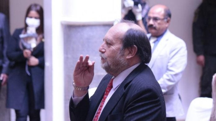 ministro de Salud, Marcelo Navajas.