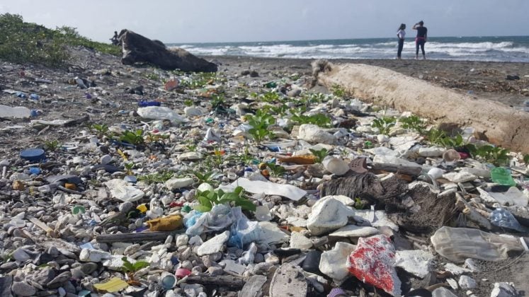 desechos playas de Honduras