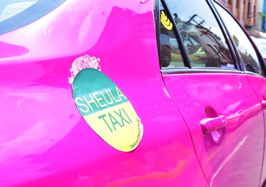 taxis rosas en SPS