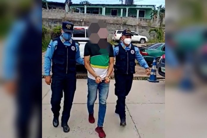 joven capturado por supuesta violación a mejor amiga joven capturado por supuesta violación a mejor amiga