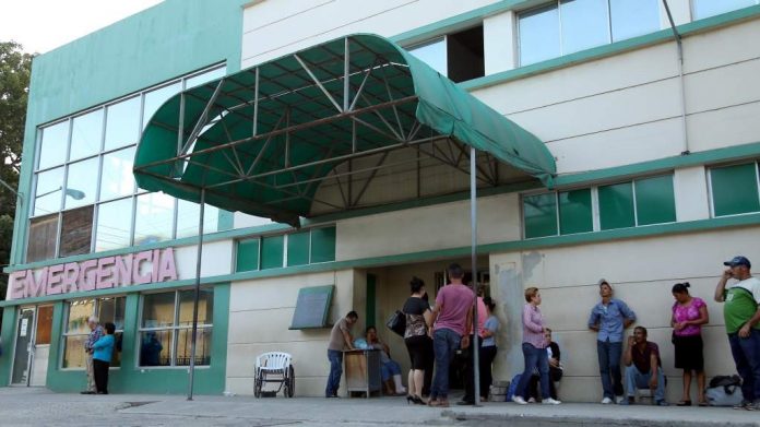 Empleados del IHSS denuncian Empleados del IHSS denuncian