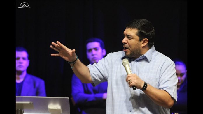Promesa pastor Miguel Montoya