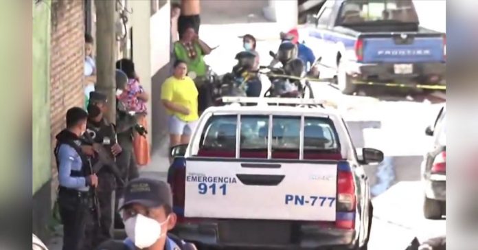 asesinan hombre lavaba carro La Travesía asesinan hombre lavaba carro La Travesía
