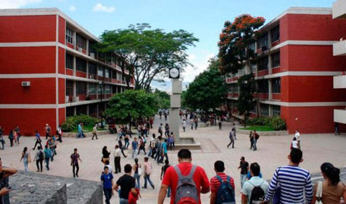 Estudiantes UNAH Estudiantes UNAH