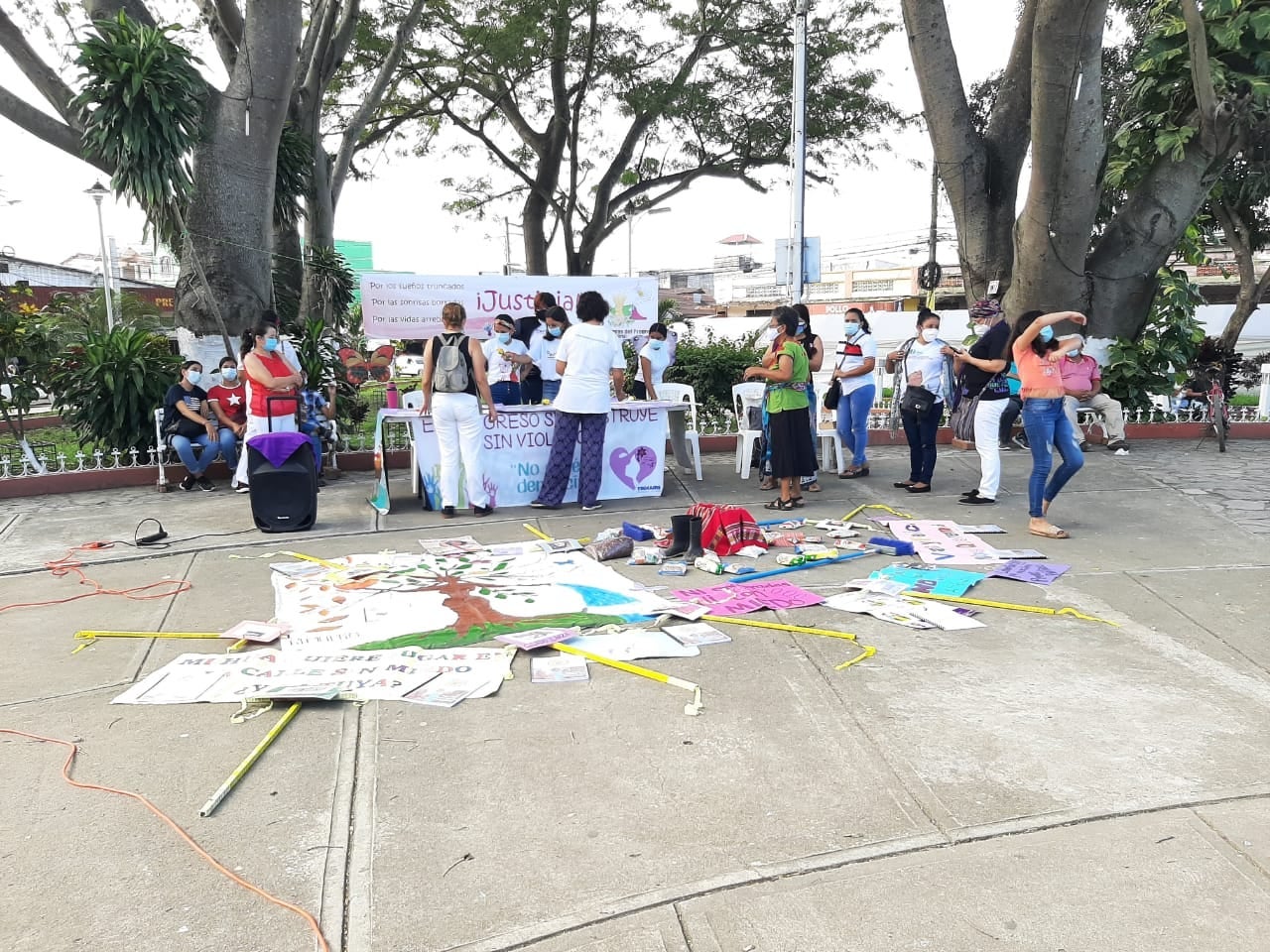 mujeres hondureñas protestan