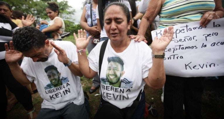 madre de kevin Solórzano pide liberación