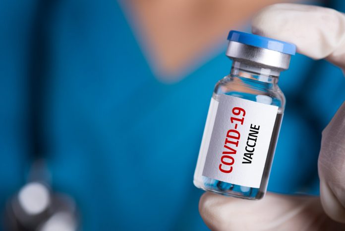 vacuna COVID-19 llega en febrero