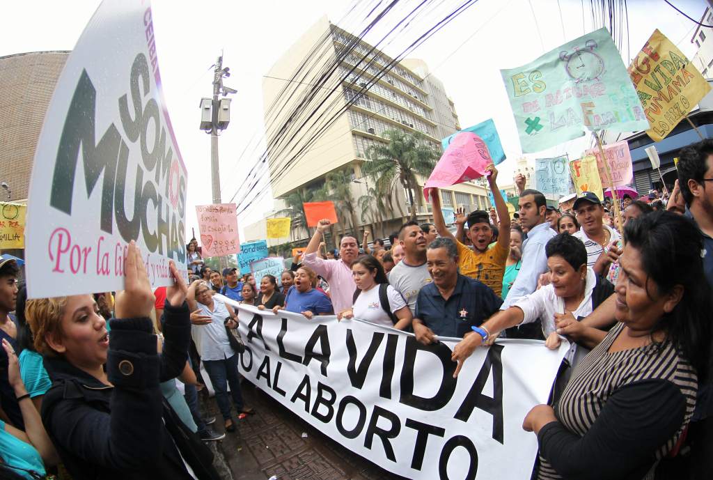 pastor hondureño aprobar aborto