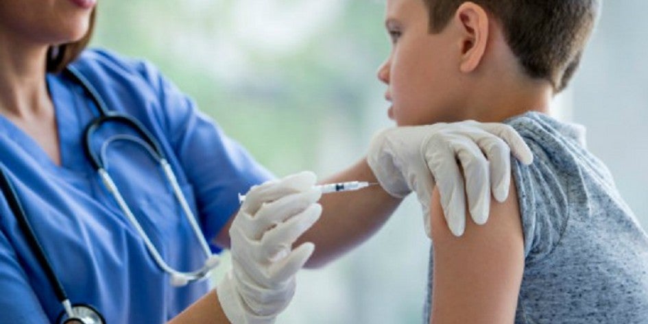 vacuna AstraZeneca niños