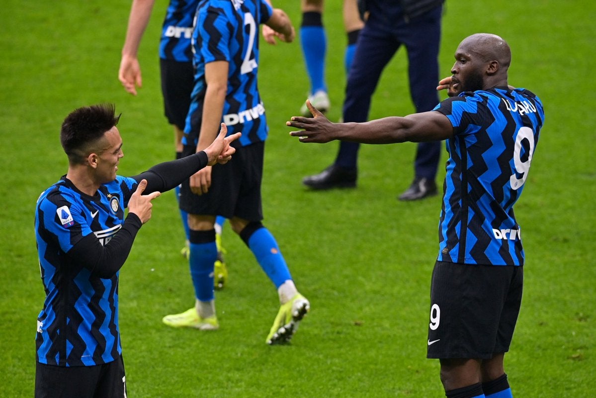 Dos goles de Lautaro Martínez y uno de Romelu Lukaku le permitieron al Inter llevarse la 258ª edición del derby della Madonnina.