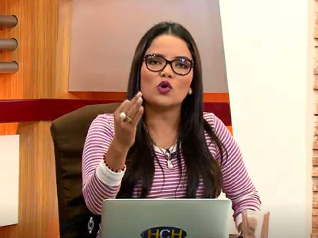 Ariela Cáceres critica medicos