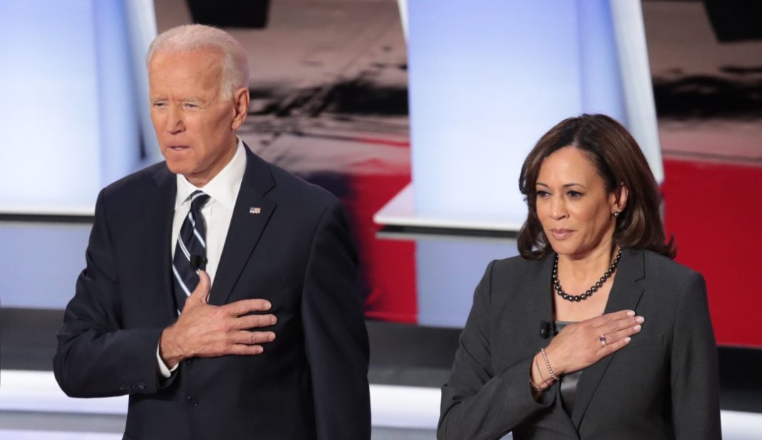 Biden pide a Kamala Harris encargarse del flujo migratorio desde Centroamérica