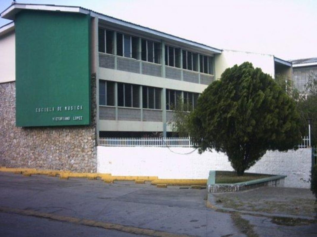 Escuela Victoriano López