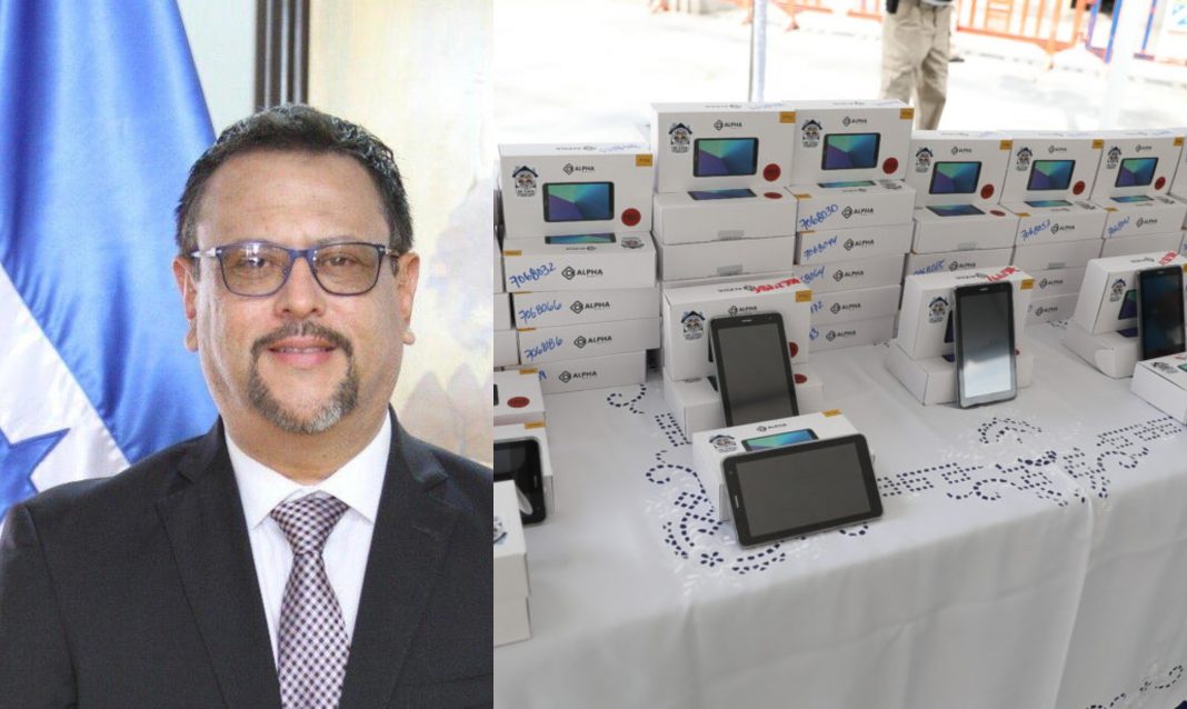 El ministro de educación, Arnaldo Bueso, aseguró que las tablets que el Gobierno de Honduras otorgará a estudiantes  son de 