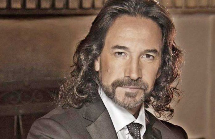 Marco Antonio Solís Marco Antonio Solís