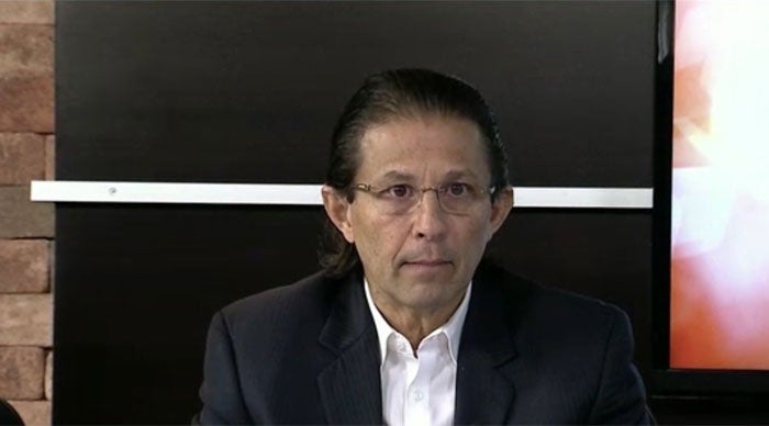 Denuncian a Enrique Ortez