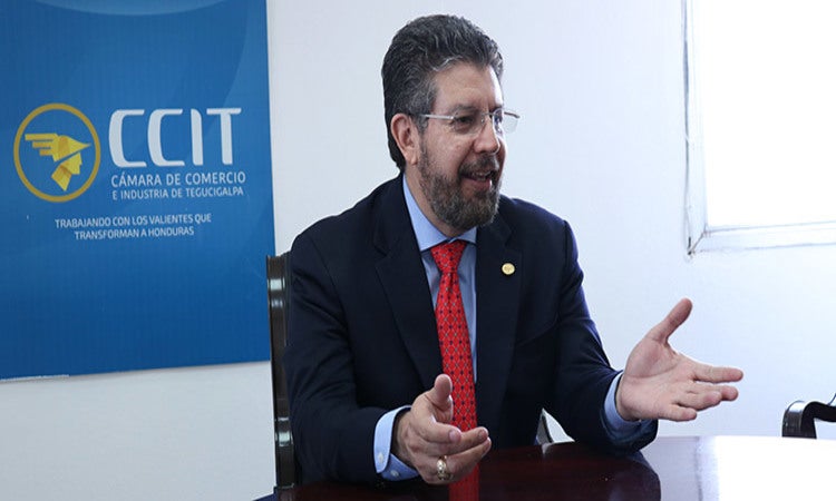 CCIT pide acelerar vacunación