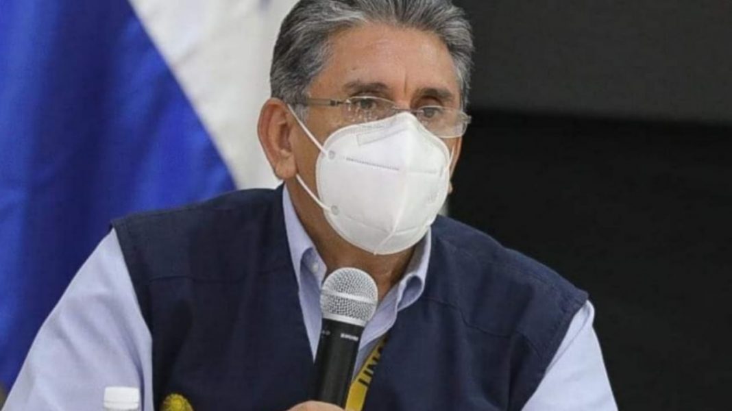 renuncia el doctor Mario Mejía
