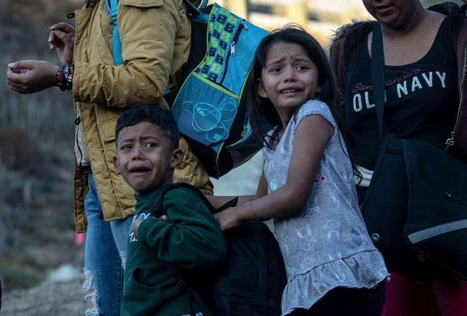 familias de Honduras detenidas en la frontera