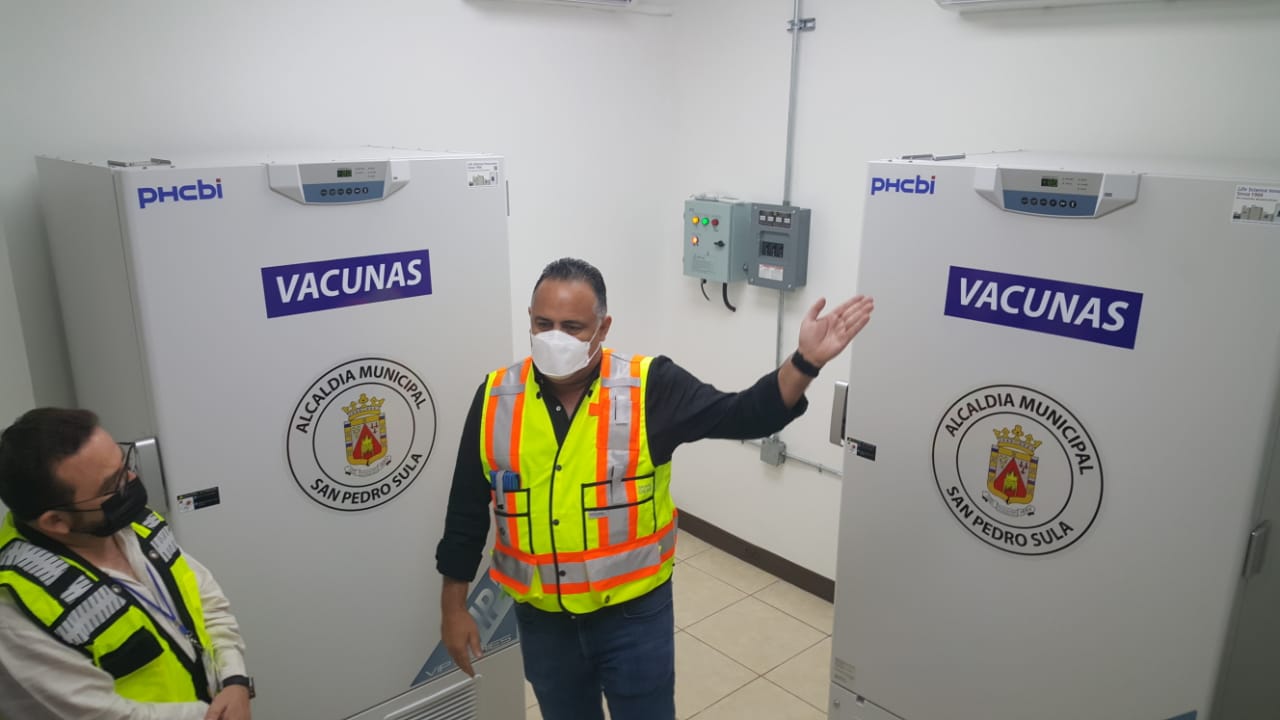 municipalidad SPS adquiere dos freezer para vacunas
