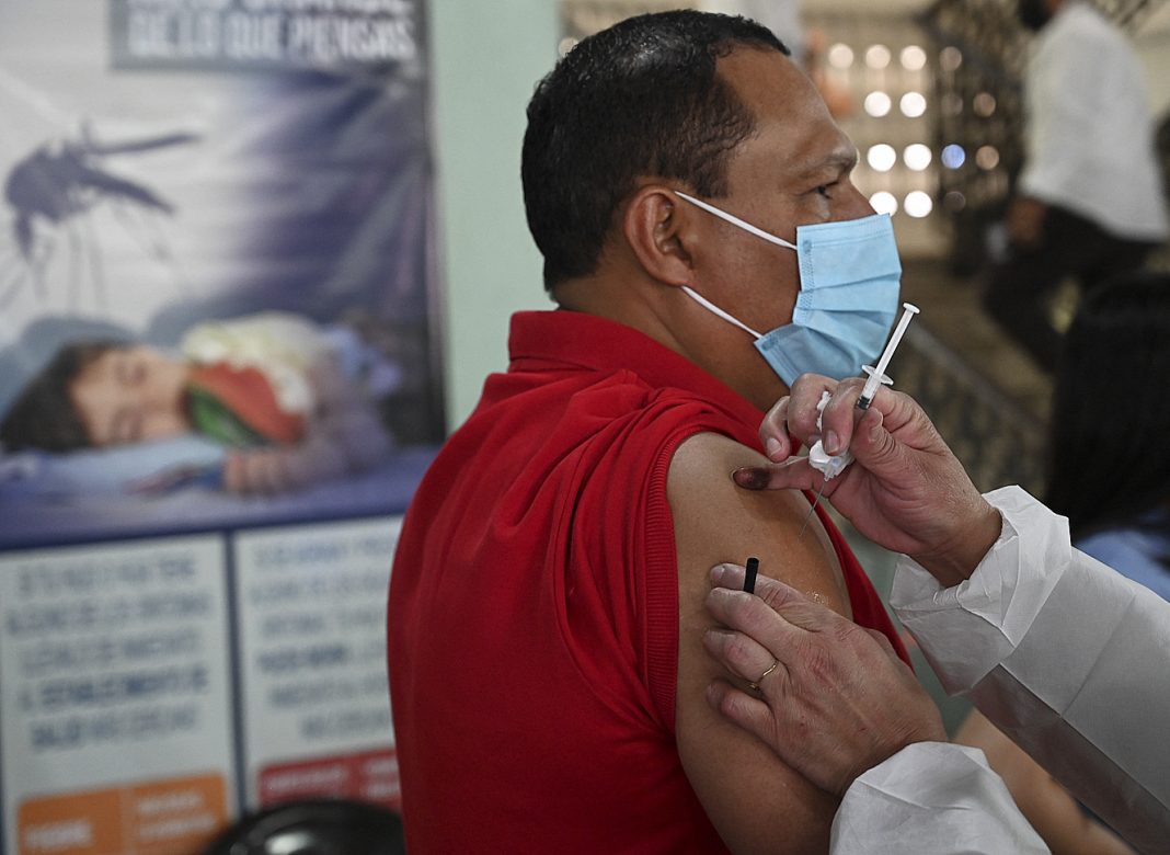 Honduras tardará vacunación Covid-19