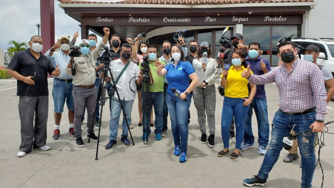 Periodistas de Honduras exigen ser incluidos en próxima vacunación