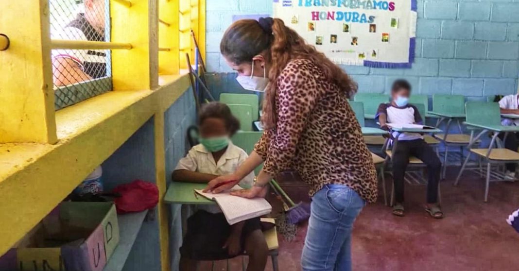 vacunación maestros Honduras