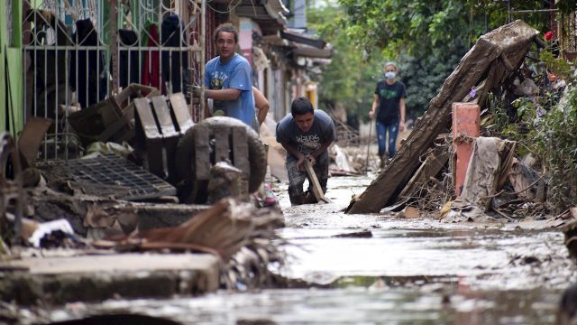 Las tormentas tropicales Eta e Iota dejaron con serios daños a Honduras.