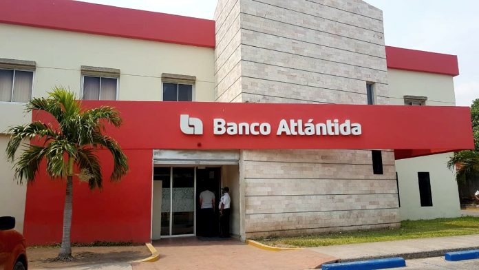Banco Atlántida fondos retenidos