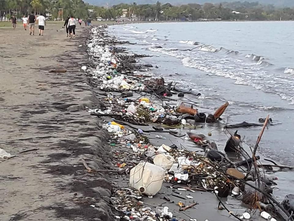 Playas de Cortés basura Guatemala