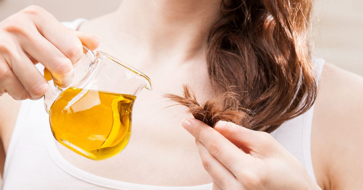 Rizos y Crespos ®  Chiriquí on Instagram: Si buscas un aceite que te  ayude a estimular el crecimiento y a mantener un cabello sano, este aceite  de @mielleorganics es para ti.