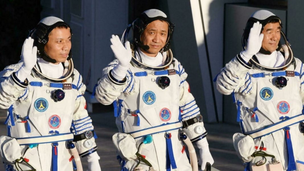 caminata espacial China