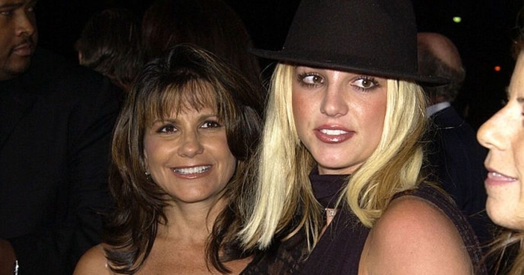 mamá de Britney Spears