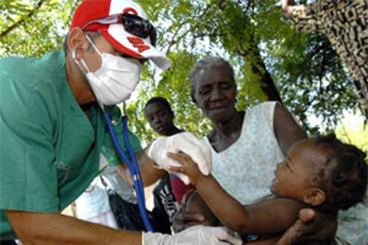 Médicos cubamos terremoto Haití