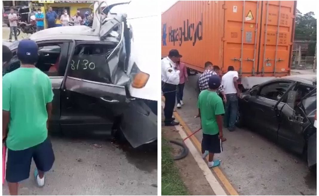 rastras aplastan carro en Siguatepeque