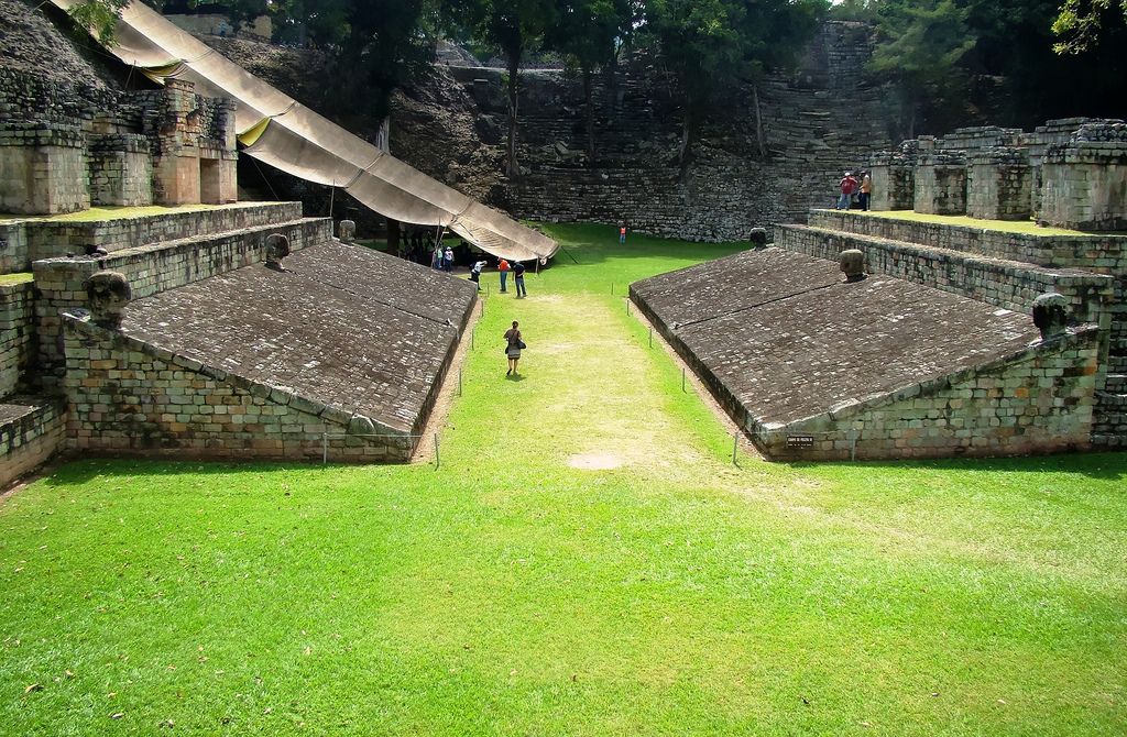 Equipo-de-pelota-Maya-hondureño