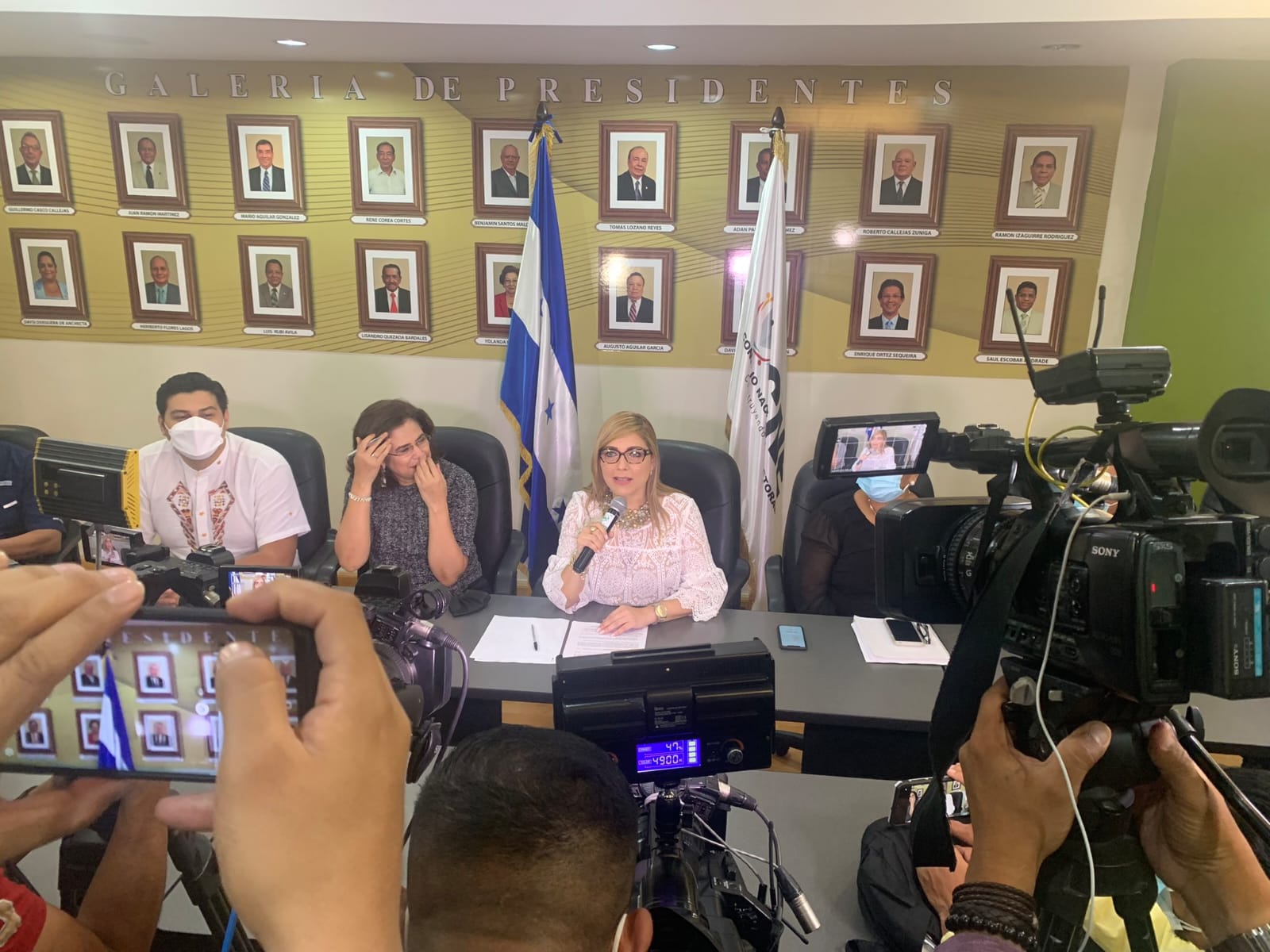 Ana Paola Hall rinde cuentas de su período al frente del CNE