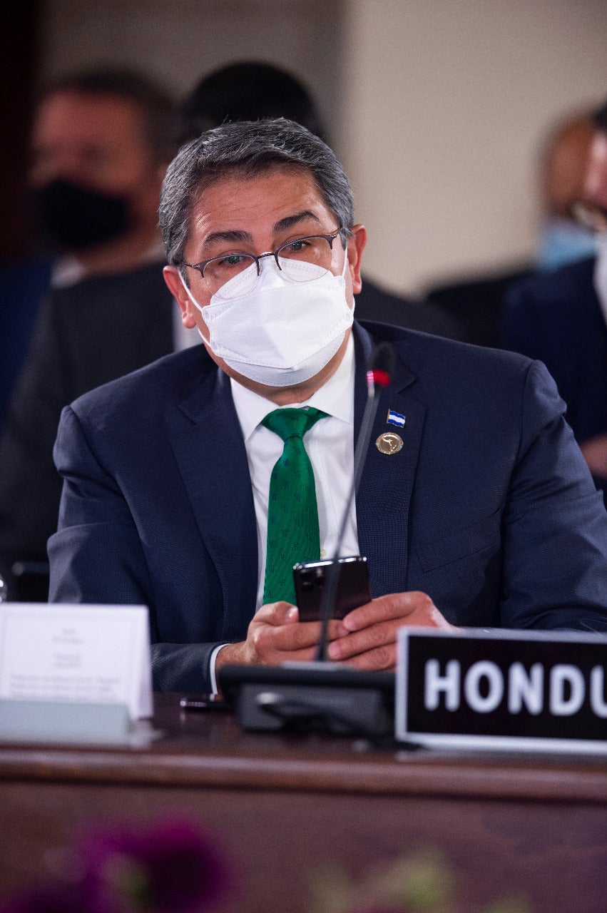 El mandatario de Honduras precisó que la llegada de la pandemia más los huracanes Eta y Iota dejaron pérdidas millonarias al finalizar el 2020.