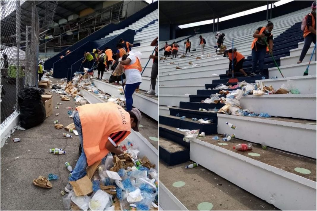 Gran cantidad de basura en estadio
