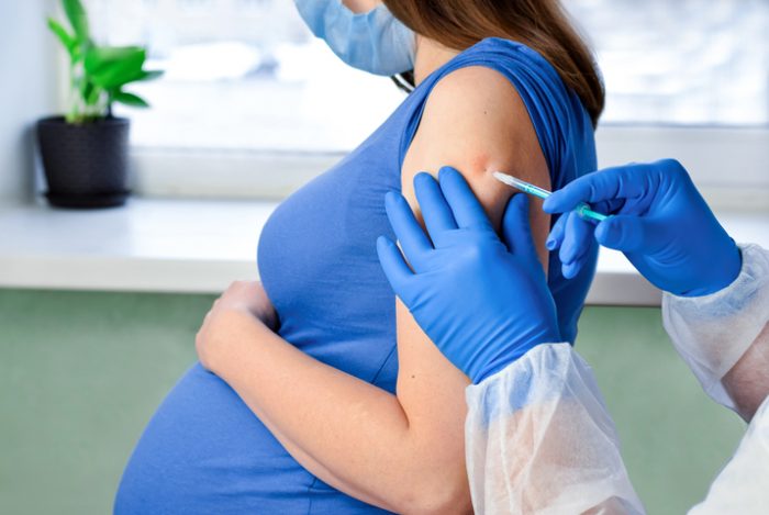 Las pacientes embarazadas tampoco se están vacunando.