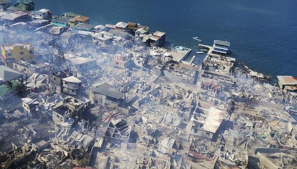 incendio Guanaja reconstruir la isla