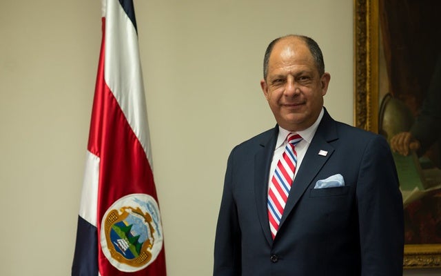 El ex mandatario costarricense se mostró contento por la misión que le enmendó la OEA.