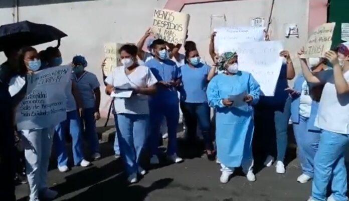 Las protestas de los médicos han sido constantes.