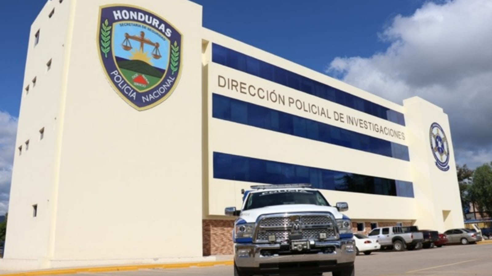 hombre macheteó su pareja y bebé